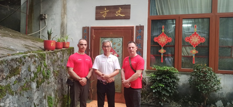 hong kong kung fu academy di Sifu Salvatore Mezzone, arti marziali wing chun, weng chun GM Michael Tang, tai chi quan, sanda e sport da combattimento, shaolin cina (2)